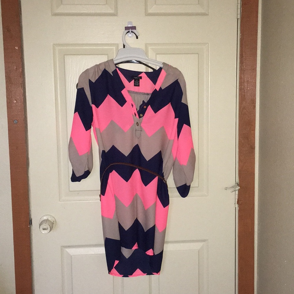 RUE21 Tan, Navy Blue, & Pink Chevron Dress w/ Belt